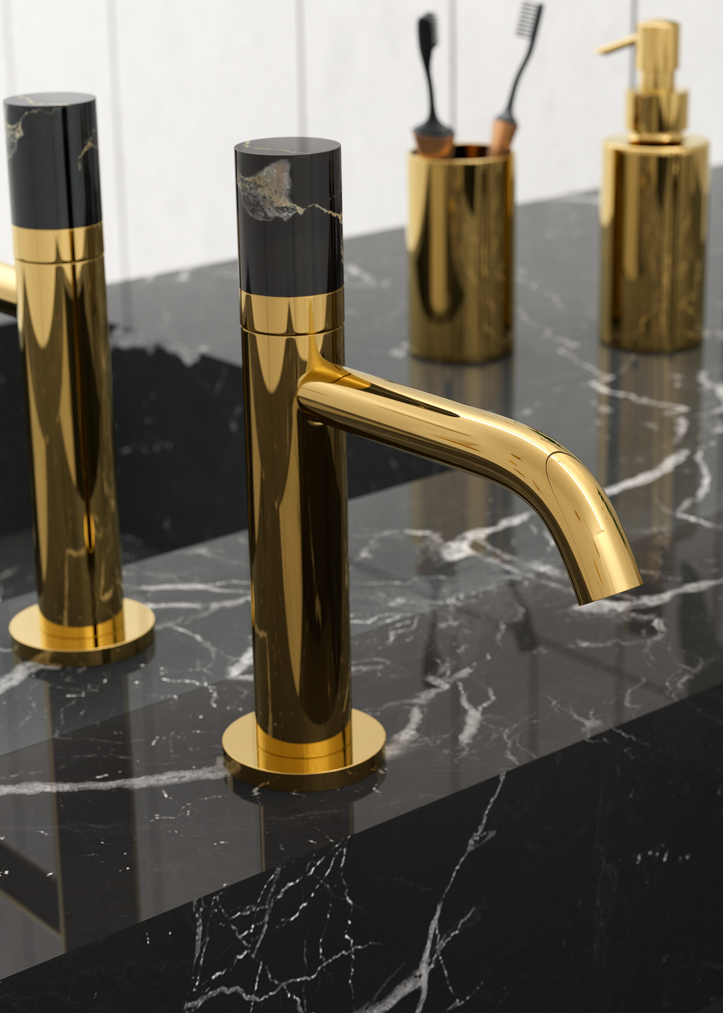 GOLD TOOTHBRUSH HOLDER